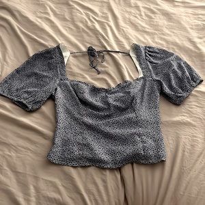 Cute Floral blue and white top